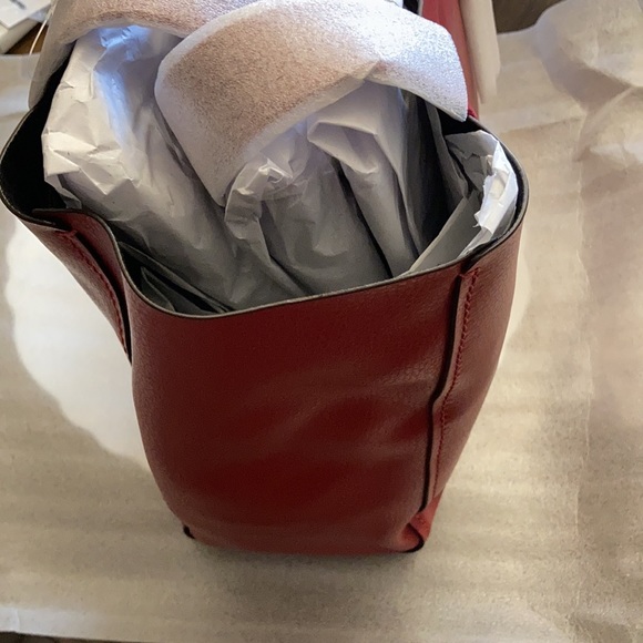 Coach Derby Tote - Picture 8 of 14